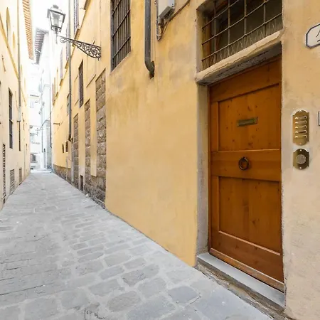 Apartament Santa Trinita Industrial Flat Florencja